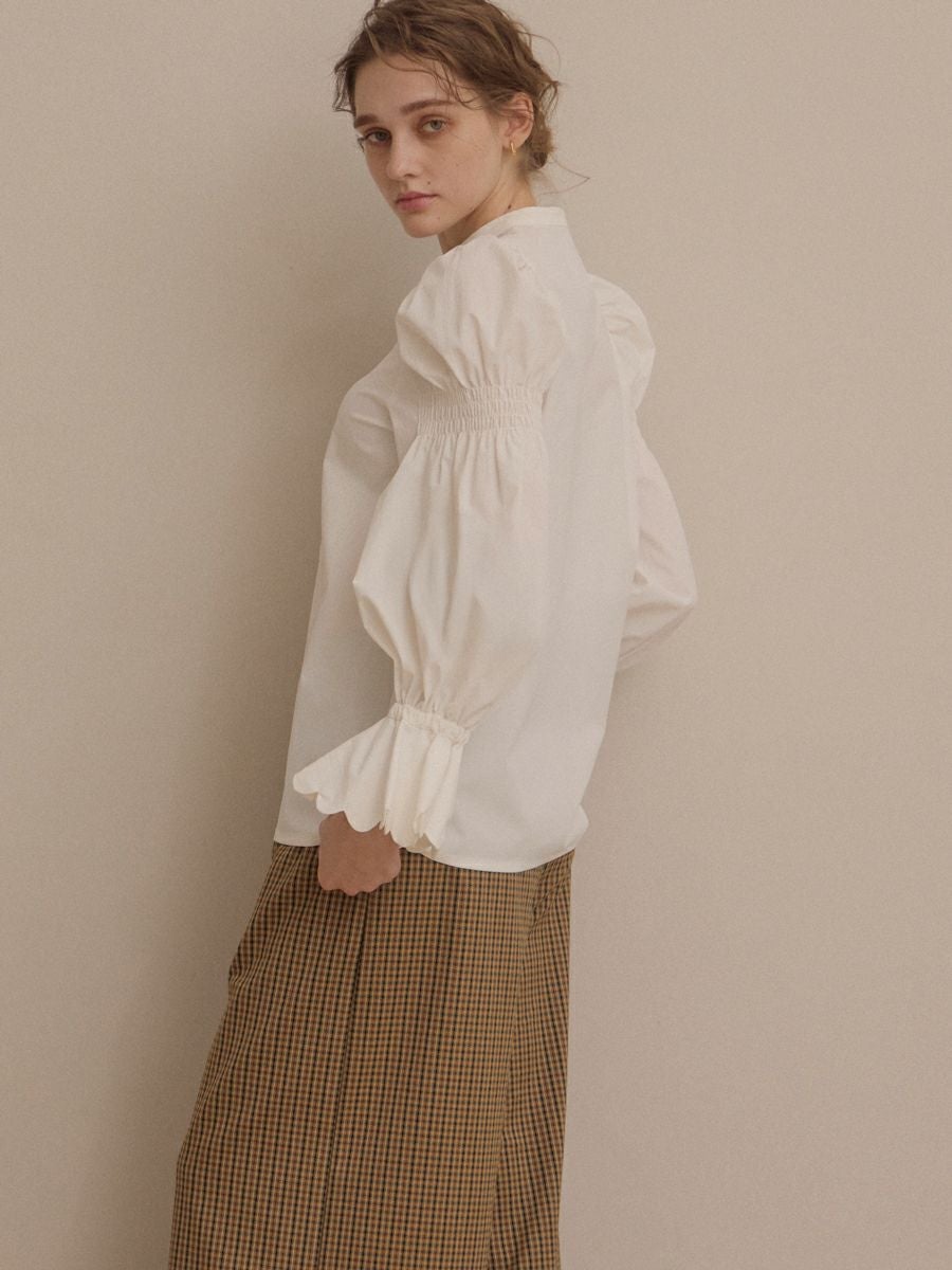 SAKURA BLOUSE（WHITE） | romile
